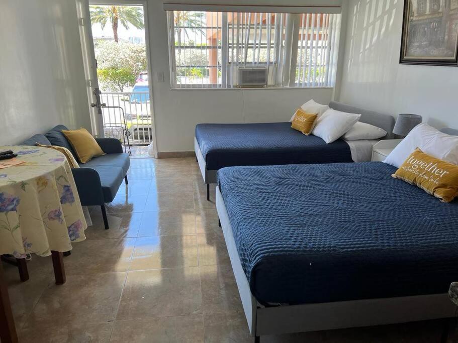 Cozy Affordable Studio Close To The Beach Apartamento Hallandale Beach Exterior foto